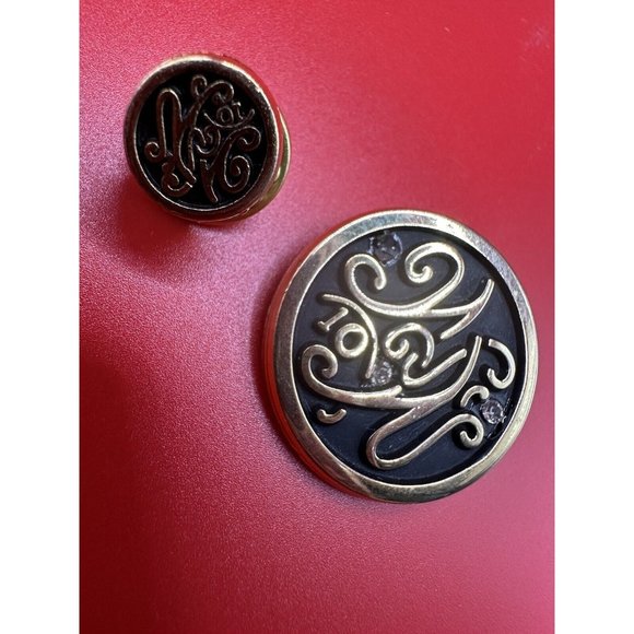 Weight Watchers WW Monogrammed‎ Hat Jacket Pin 10 Years and Mini Lapel Pin - Picture 1 of 3
